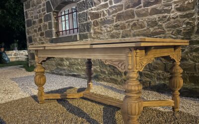 Rénovation grande table par aérogommage à Brest !